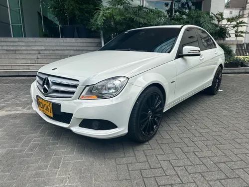 Mercedes c180 CGI MODELO 2012