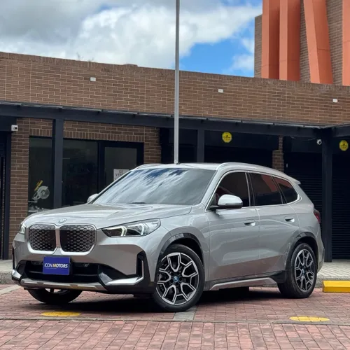 BMW iX1 xDrive30 2024