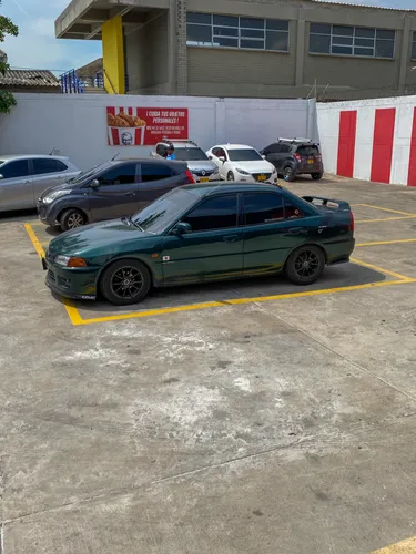 Mitsubishi Lancer GLXI 1997