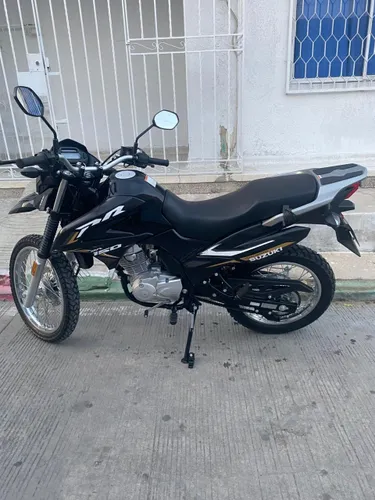 MOTO NUEVA SUZUKY DR 150