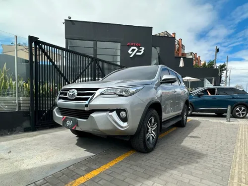 Toyota Fortuner SRV 2020