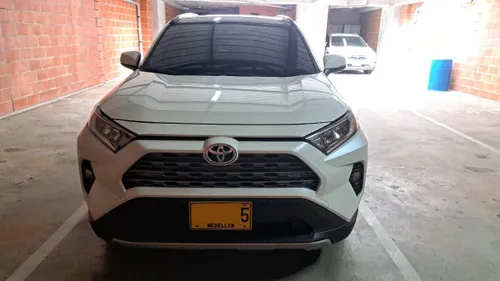 Toyota 4x4 Rav4 Modelo 2020 unico dueo