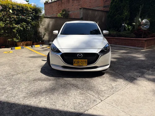 Mazda 2 sedan Grand Touring LX 2022