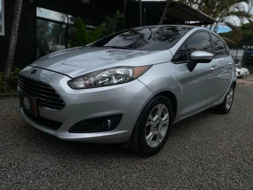 Ford Fiesta SE