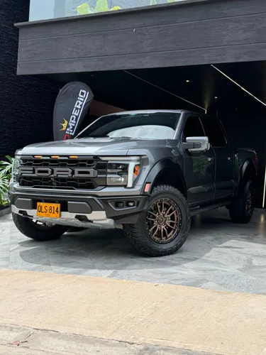 FORD F150 RAPTOR