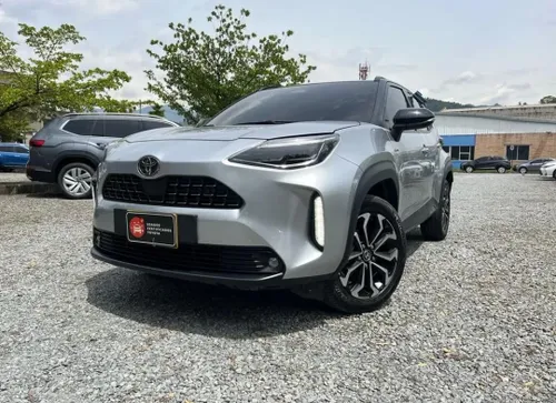 Toyota Yaris Cross XLS 2025