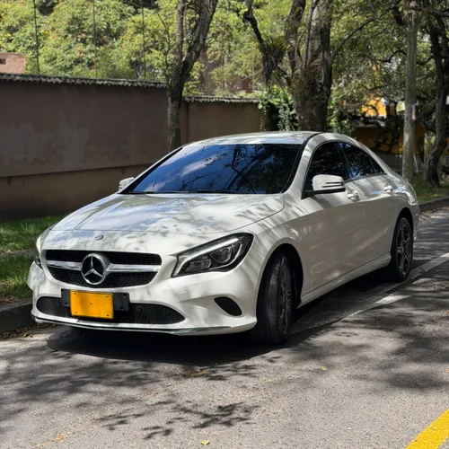 MERCEDES-BENZ CLA 180 2017