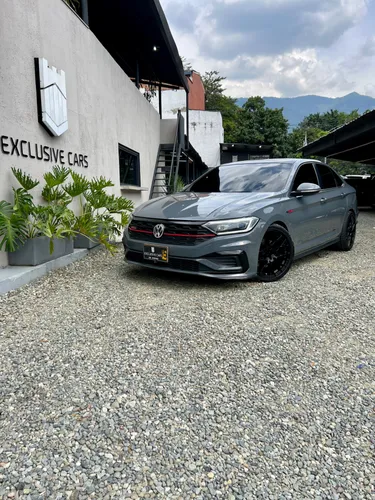VOLKSWAGEN JETTA GLI SALVAMENTO POR CARTER