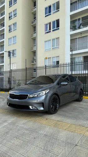 Kia cerato pro 2018 excelente estado
