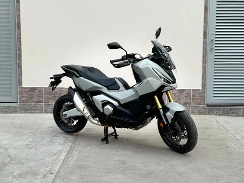 HONDA X-ADV 2025