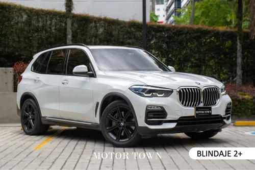 BMW X5 XDRIVE45E 2022
