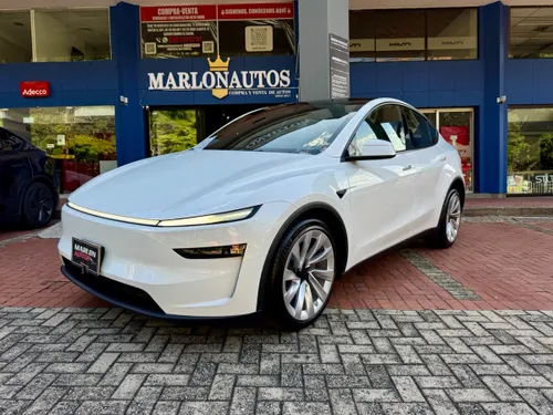 Tesla MODEL Y 2026 RWD CERO KMS