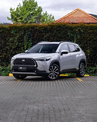 Toyota Corolla Cross Seg HÍBRIDA 2023