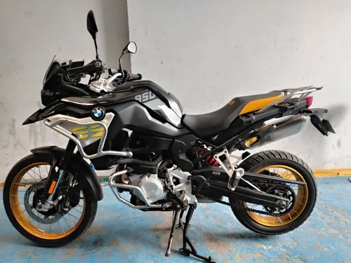 BMW F 850 gs Triple Black
