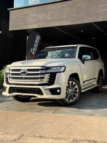 Toyota sahara LC 300 VXR AEROKIT 2025 NUEVA VERSIÓN