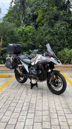 BMW r 1300 GS suspensión adaptativa 2014