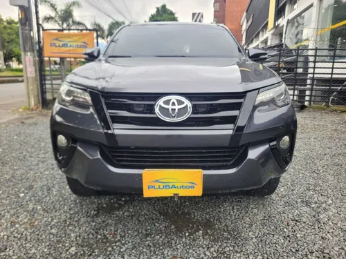 toyota fortuner gasolina 4x2