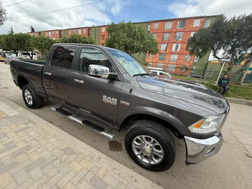 Dodge ram lamarie 2500 único propietario