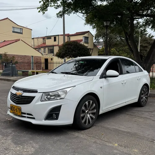Chevrolet Cruze Ls 2013