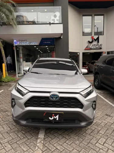 toyota RAV4 hibrida 2024