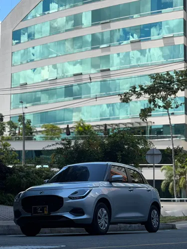 Suzuki Swift GL Hybrid 1.2cc