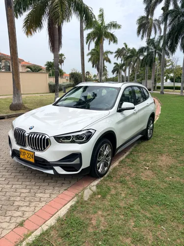 BMW X1 SDRIVE 20i  Modelo 2022 30mil km