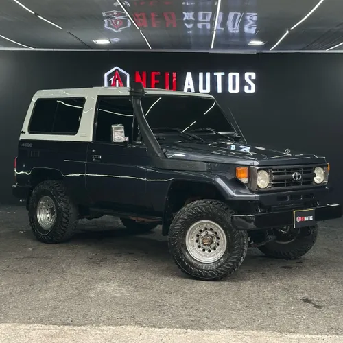 TOYOTA LAND CRUISER FZJ73 1997