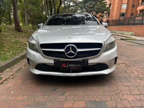 Mercedes Benz A200
