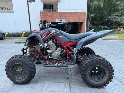 Yamaha raptor 700 modelo 2008 en perfectas condiciones