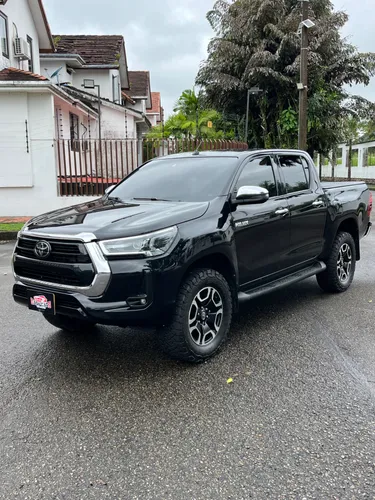 TOYOTA HILUX SRX UNICO DUEO