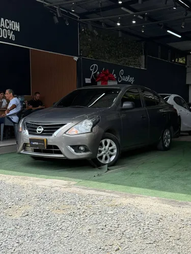 NISSAN VERSA ADVANCE 2021
