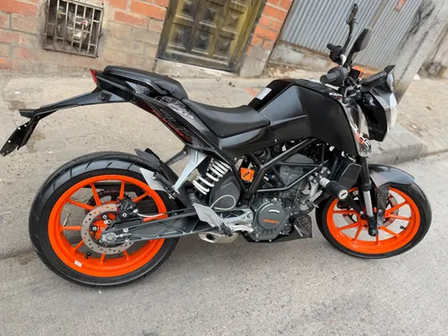 Ktm DUKE200 - CLASICA