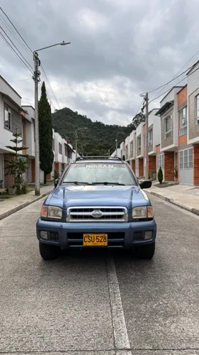 Nissan Pathfinder 4x4