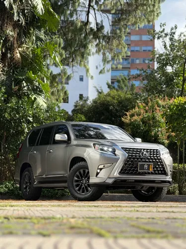 Lexus GX460 4.6cc V8. Versión árabe.