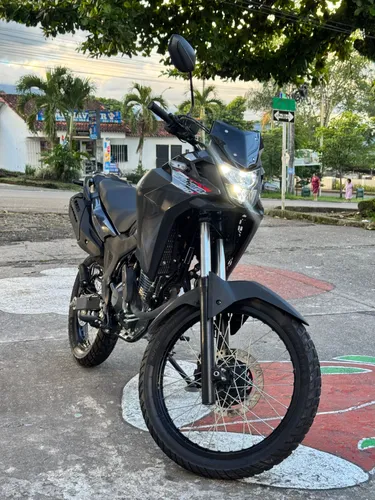 Honda XRE 300 SÁHARA