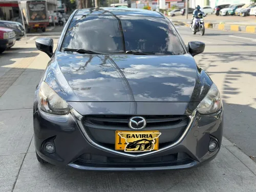 MAZDA 2 TOURING