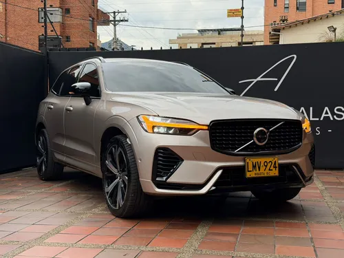 Volvo XC60 2.0 T8 Awd Inscription Hibrido