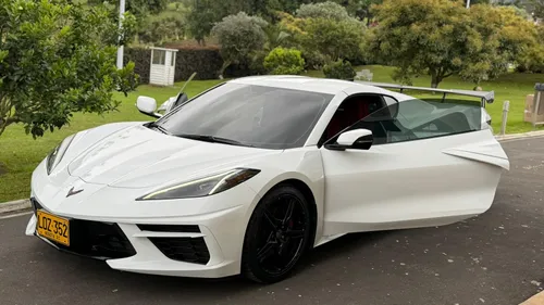 Chevrolet corvette stingray  2022