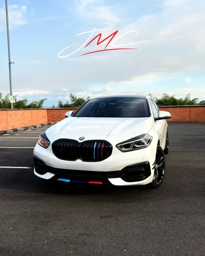 BMW SERIE 1 118i SPORT LINE 2021