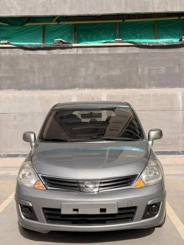 Nissan Tiida 2013