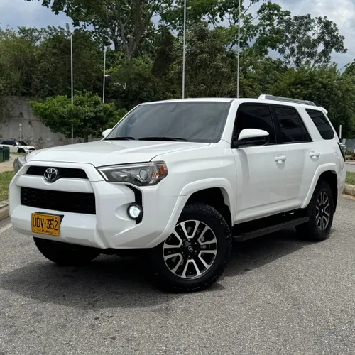 Toyota 4Runner SR5 2015