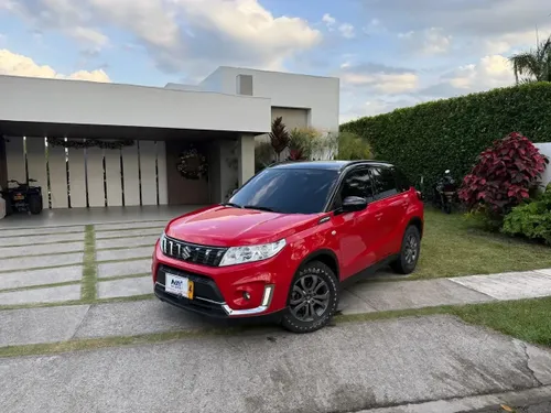 Suzuki Vitara Live 2022 AT