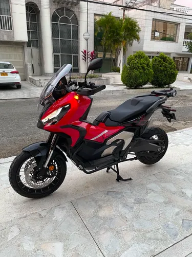 Honda XADV 750 2024
