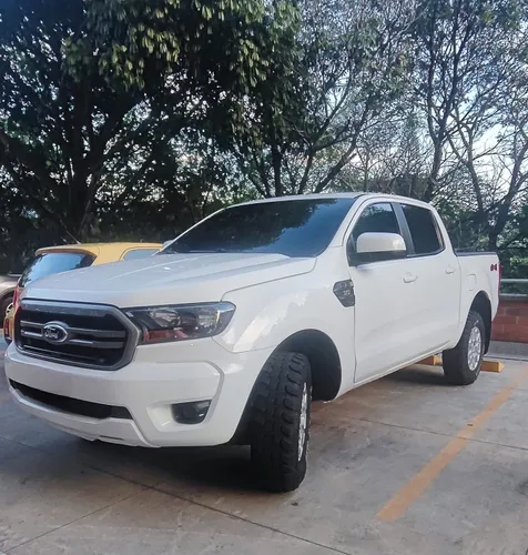 Ford Ranger 3.2 XLS 4x4 Diésel - Único Dueo - 92.000 km
