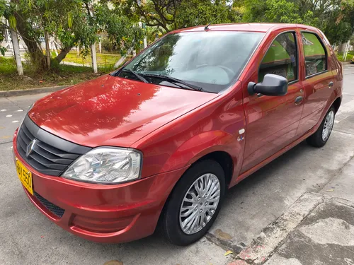 Renault Logan Familier 2014