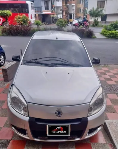 Renault Sandero 2015