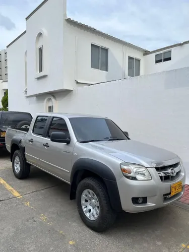 Mazda BT 50 modelo 2008 4x4