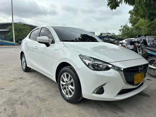 Mazda 2 Touring Automatico Modelo 2020