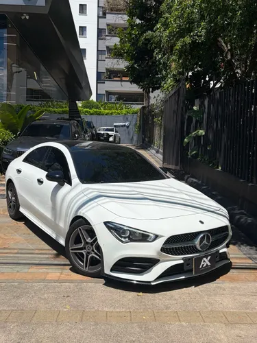 MERCEDES BENZ CLA180 2022
