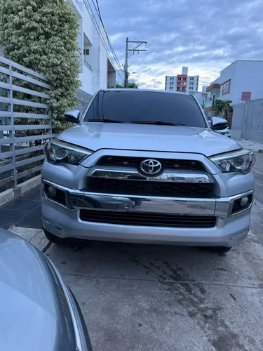 Toyota 4Runner Limited
